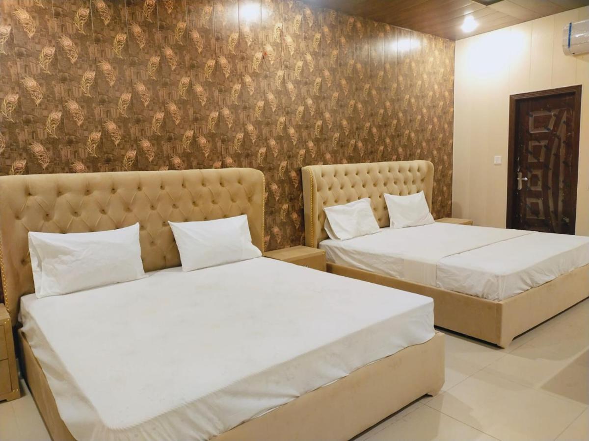 Royal Fort Executive Hotel Gulberg Λαχόρη Δωμάτιο φωτογραφία