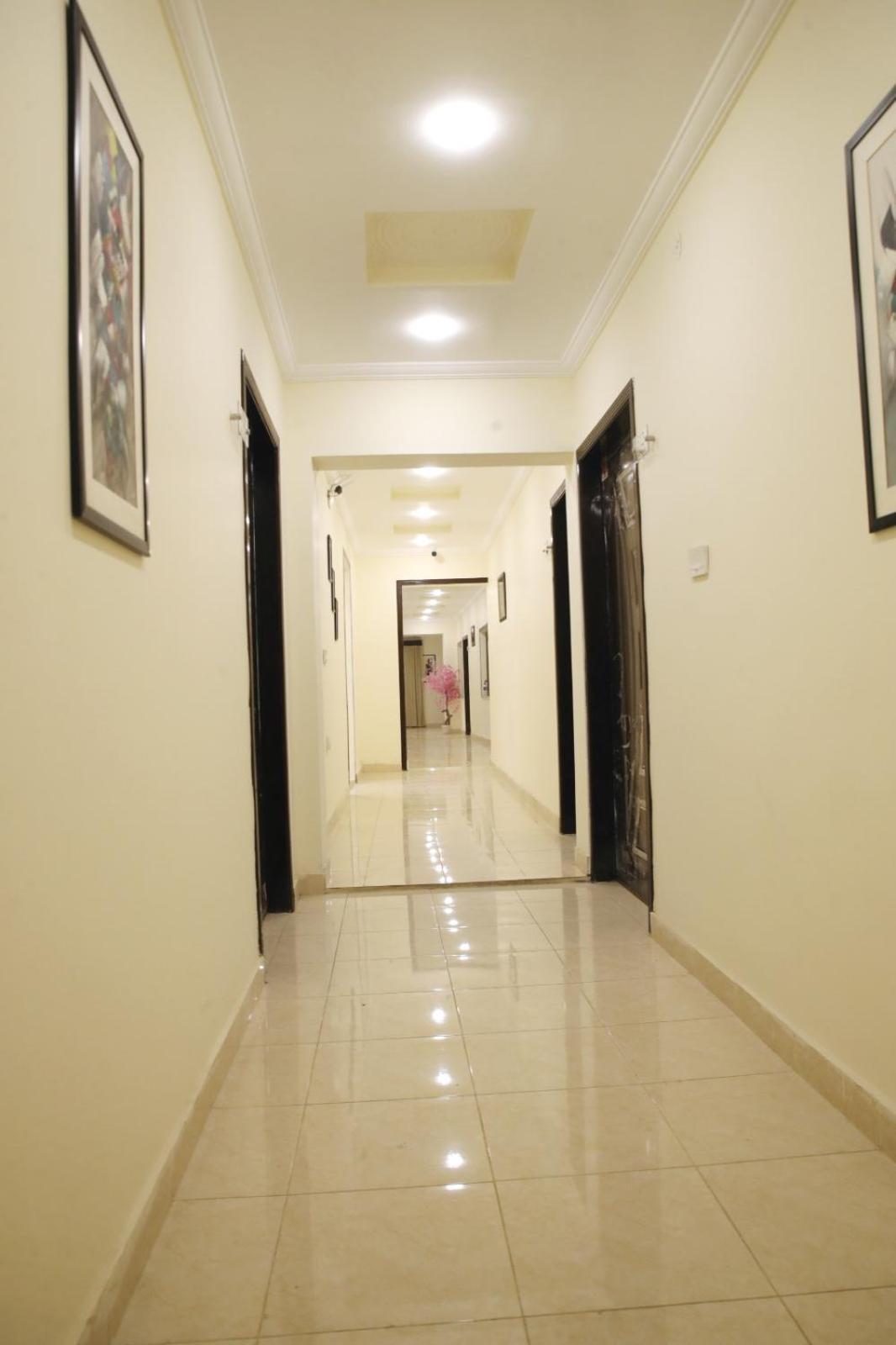 Royal Fort Executive Hotel Gulberg Λαχόρη Εξωτερικό φωτογραφία