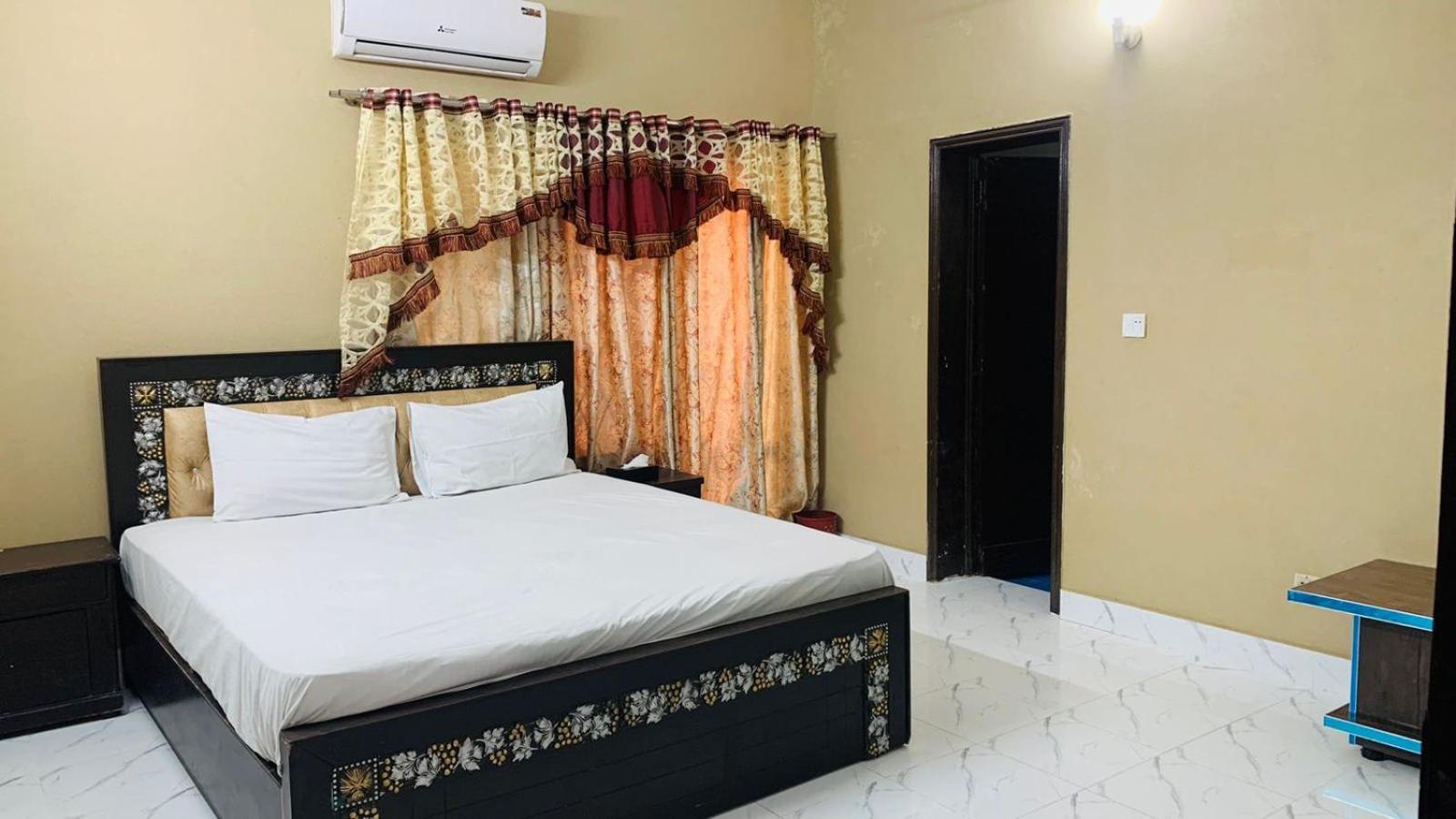 Royal Fort Executive Hotel Gulberg Λαχόρη Εξωτερικό φωτογραφία
