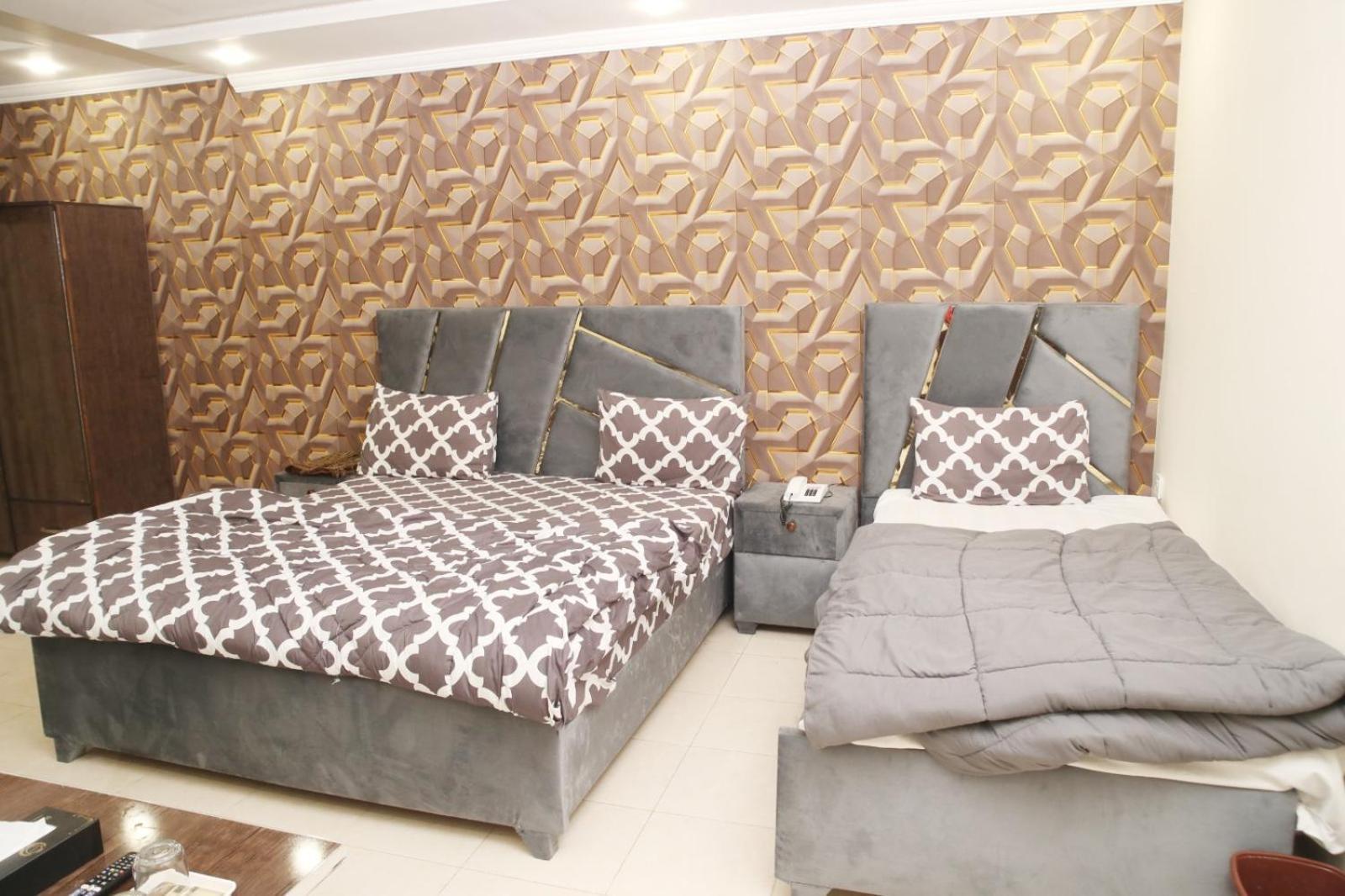 Royal Fort Executive Hotel Gulberg Λαχόρη Εξωτερικό φωτογραφία